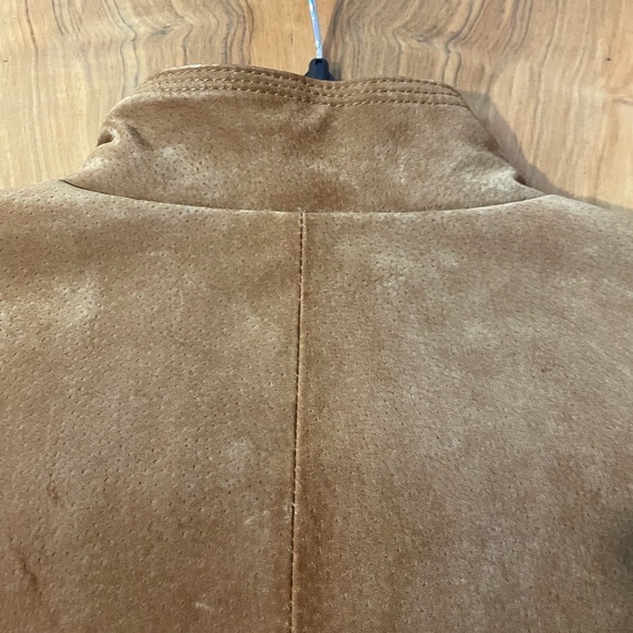Chadwick’s Tan Genuine Leather Jacket - Picture 10 of 10